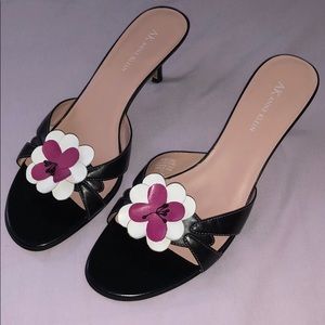 Anne Klein black pink flower sandals sz 10 NIB